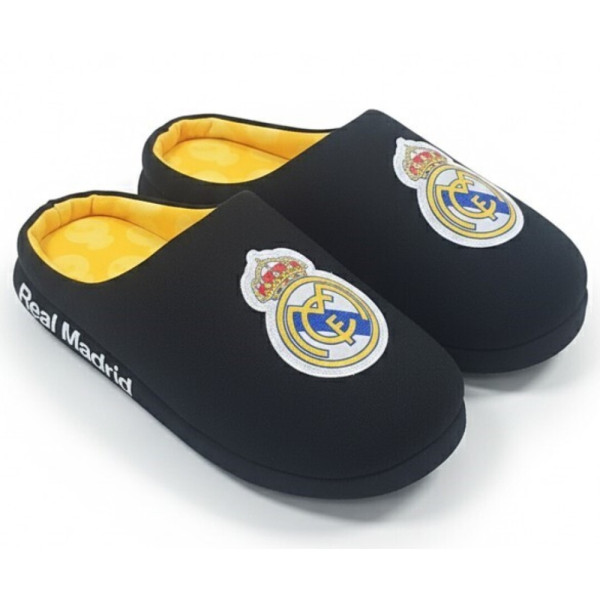 Zapatillas de Casa Real Madrid Hombre Negras Bordadas
